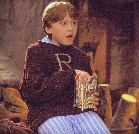 Ron Weasley "R" Chunky Knit Sweater – Official Harry Potter Replica